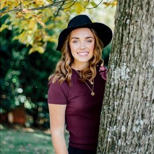 Meet your Posher, Abby